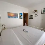 M420 - Marcelli, Comodo Trilocale Con Doppio Terrazzo E Aria Condizionata *