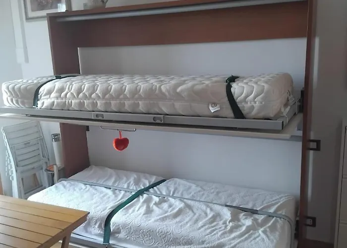 M420 - Marcelli, Comodo Trilocale Con Doppio Terrazzo E Aria Condizionata *